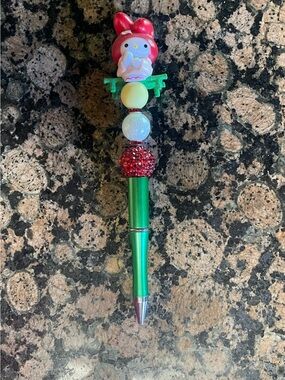 Hello kitty beaded pen